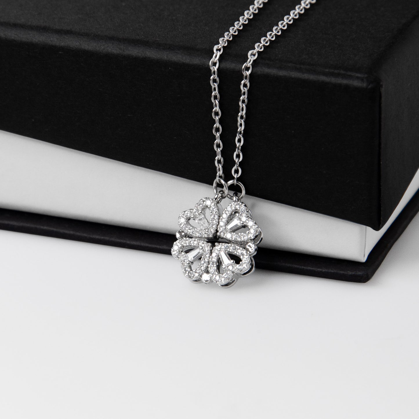 To The Best Mom Magnetic Hearts Necklace.