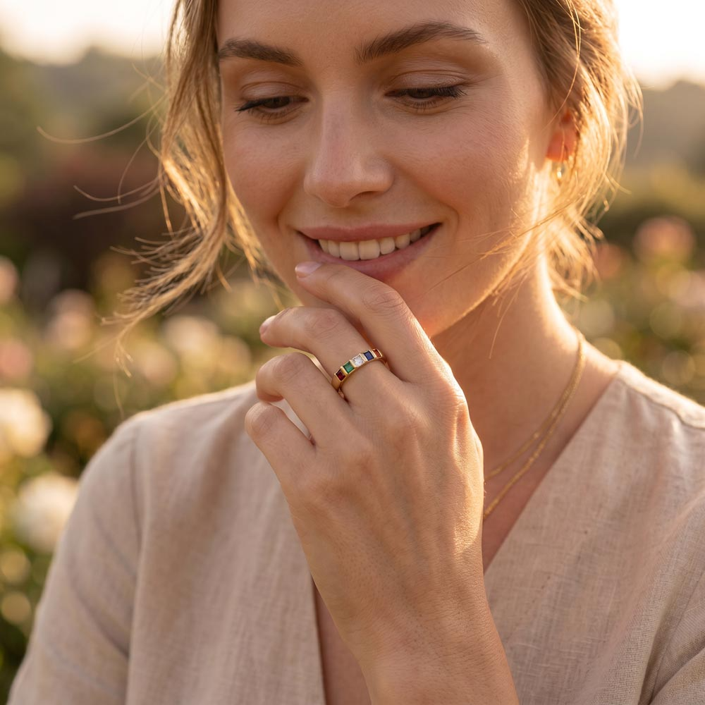To My Beautiful Fiancée – Personalized Birthstone Ring with Romantic Message Card.