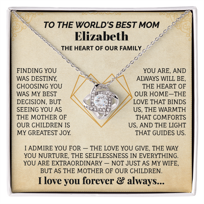 WORLD'S BEST MOM PERSONALIZED NAME NECKLACE.