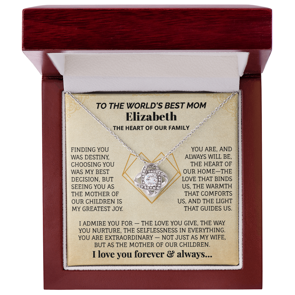 WORLD'S BEST MOM PERSONALIZED NAME NECKLACE.